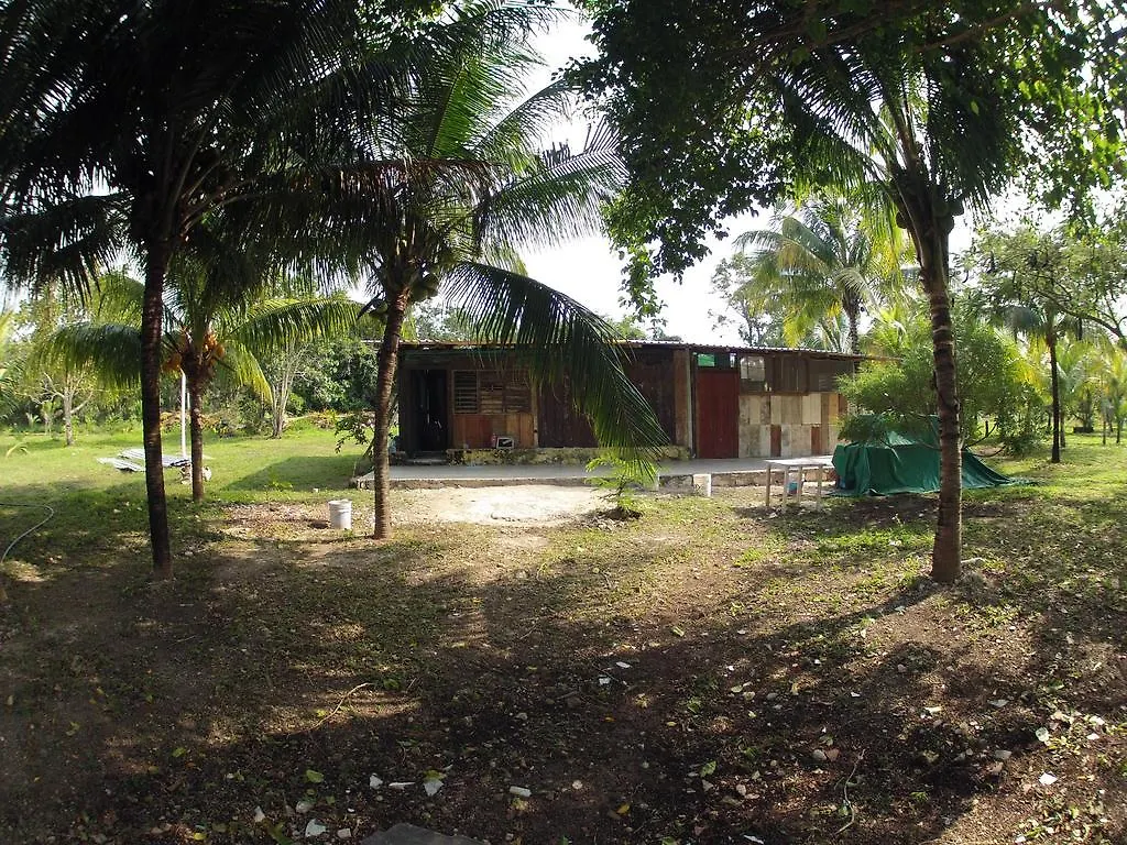 Rancho Alvarez & Hostal Cozumel 0*,  Mexico