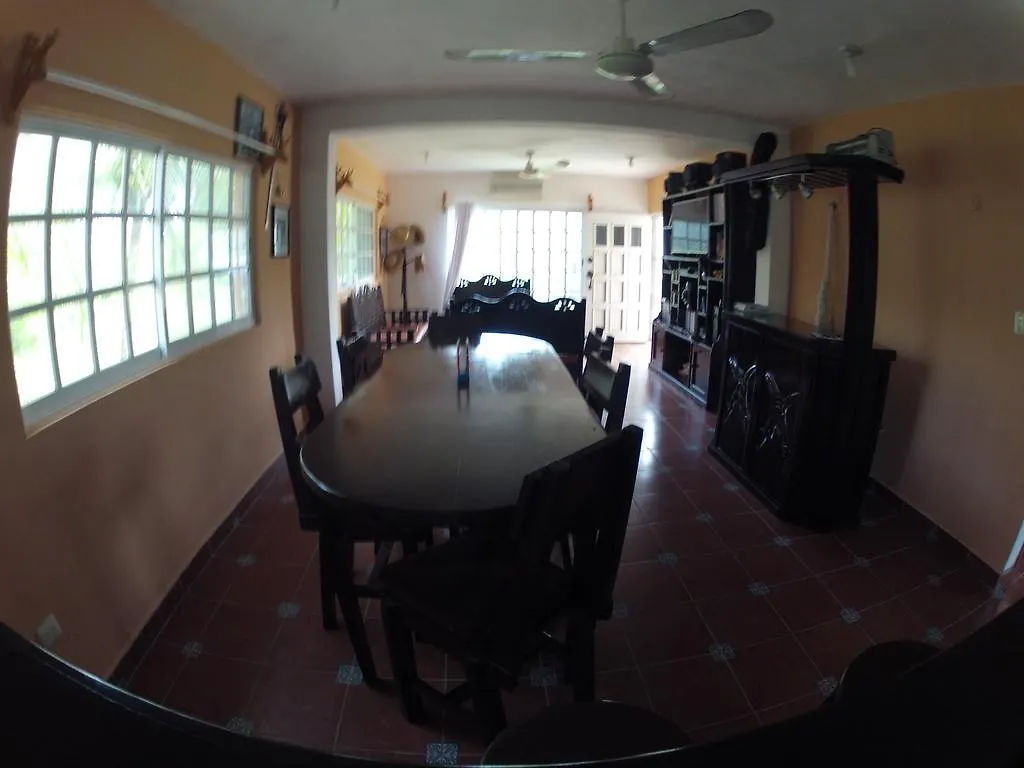 Hostel Rancho Alvarez & Hostal Cozumel Mexico