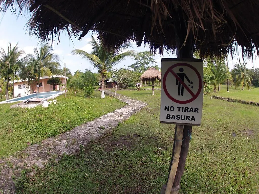 Hostel Rancho Alvarez & Hostal Cozumel